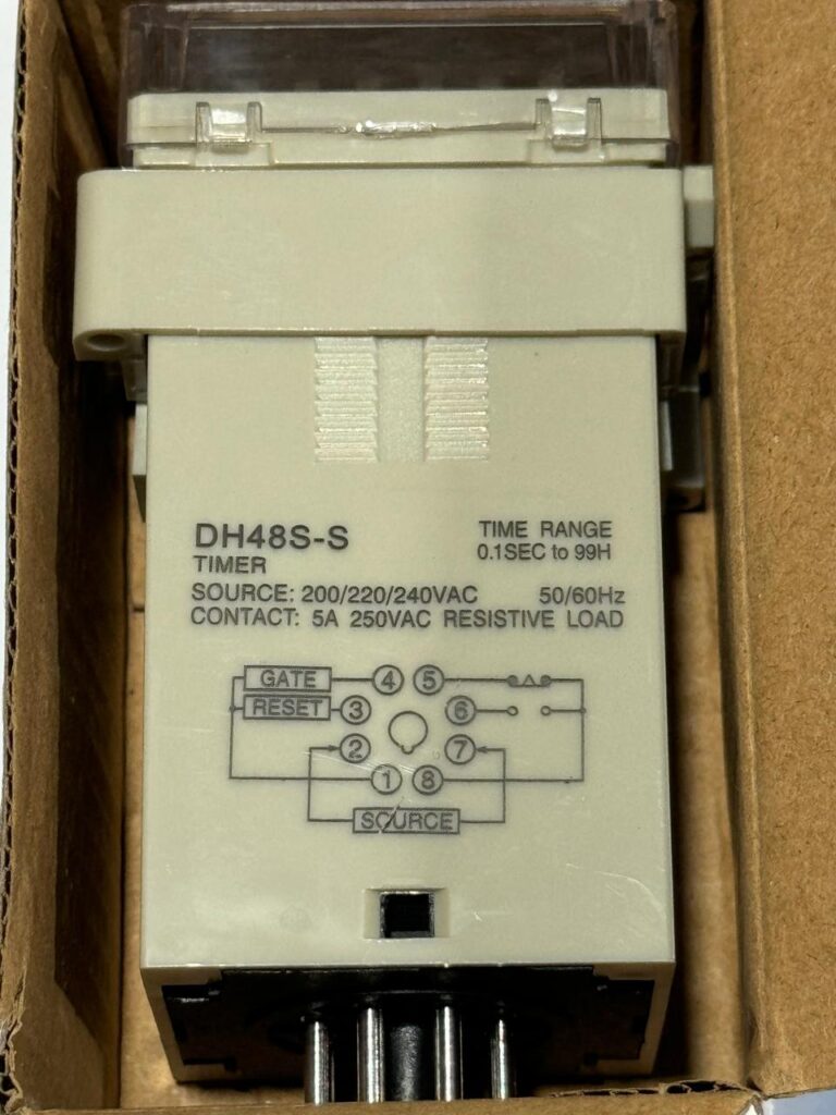 DH48S-S timer relay 200-240VAC 5A load